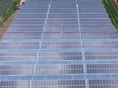 Calculate the area required for a 500kW solar system